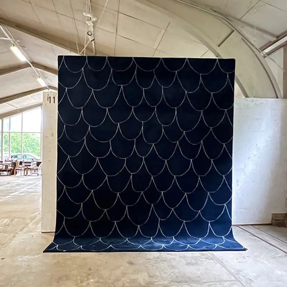 Hand knotted Indo Nepal 8/40 rug on a white ground with a pattern in contrasting colors. The finest quality with over 120,000 handmade knots per m2.
