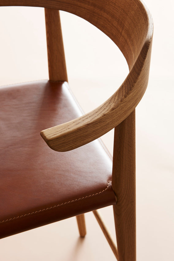 Hedda Bar Stool (Leather)