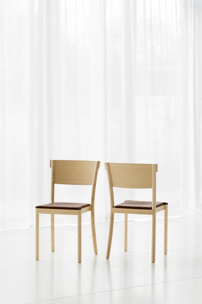 Light & Easy Chair