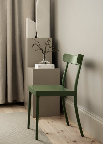 Petite Chair