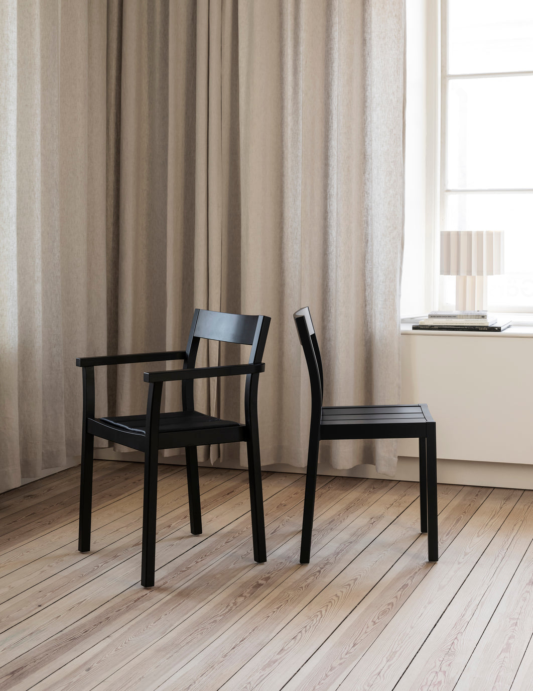 Ronja Armchair