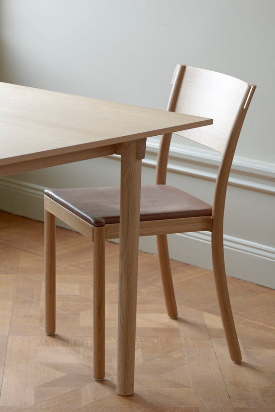 Tak Table