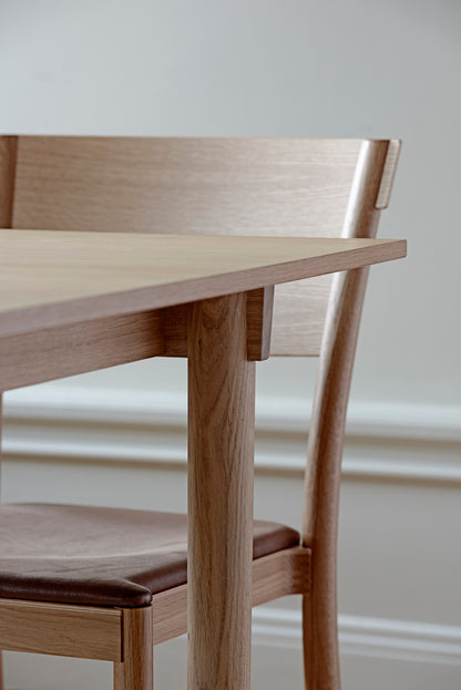 Tak Table