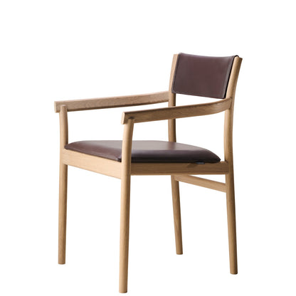Vyn Armchair