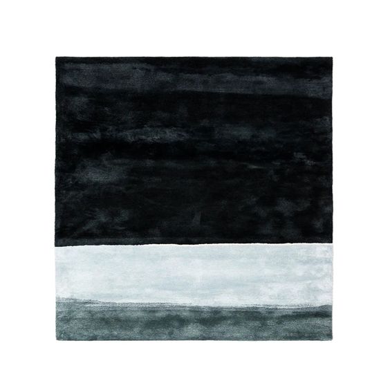 The Horizon Midnight rug has a moonlight landscape, hand-cut details, and mixed compositions of yarn in a fixed blend. It is made of a special wool and Tencel blend. Horizon is designed to be hung on the wall or lay on the floor.&