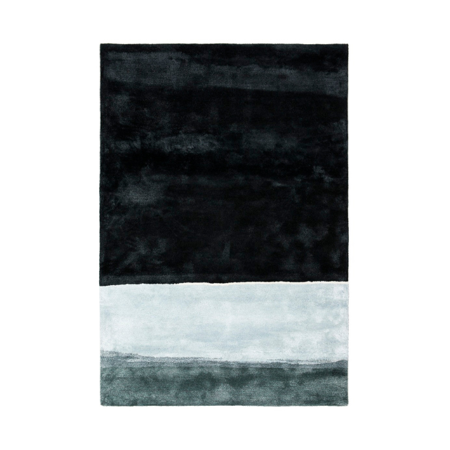 The Horizon Midnight rug has a moonlight landscape, hand-cut details, and mixed compositions of yarn in a fixed blend. It is made of a special wool and Tencel blend. Horizon is designed to be hung on the wall or lay on the floor.&nbsp;