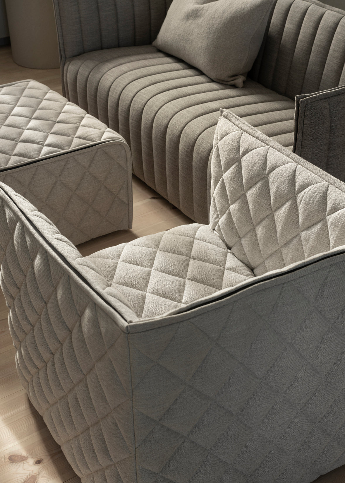 Kvilt Sofa (2 Seater)