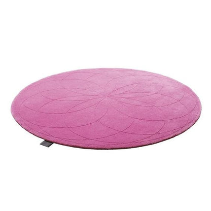 Designed by Broberg and Ridderstråle 2008. Round hand-tufted rug with a hand-cut pattern.