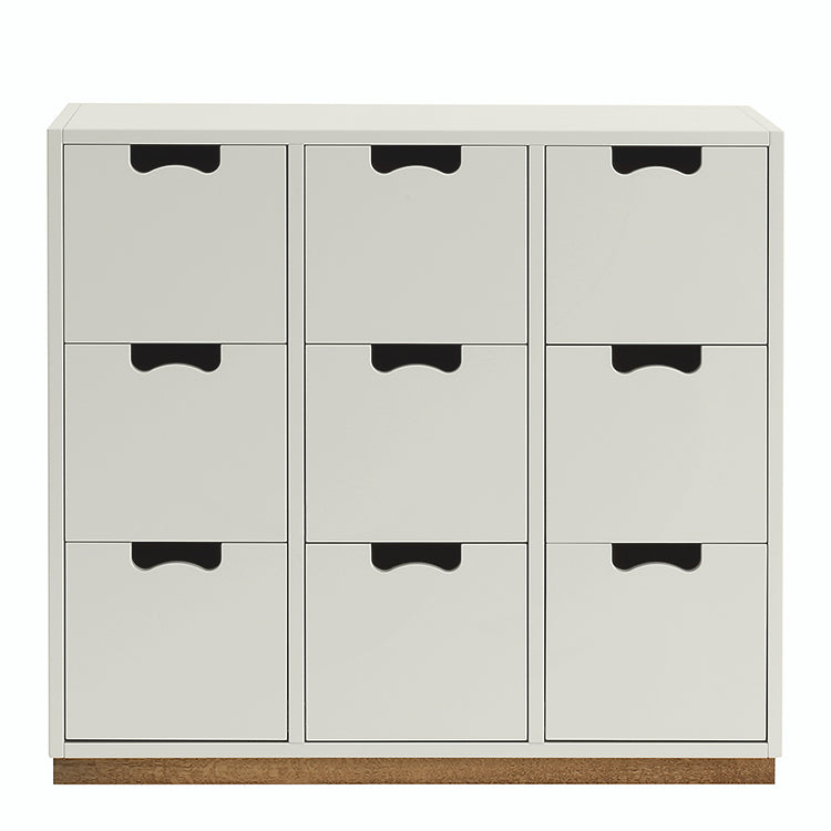 Designed by Thomas Sandell and Jonas Bohlin 1994.  The classic Snow Drawer B2 has 6 soft-closing drawers.