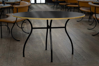 Tivoli Table